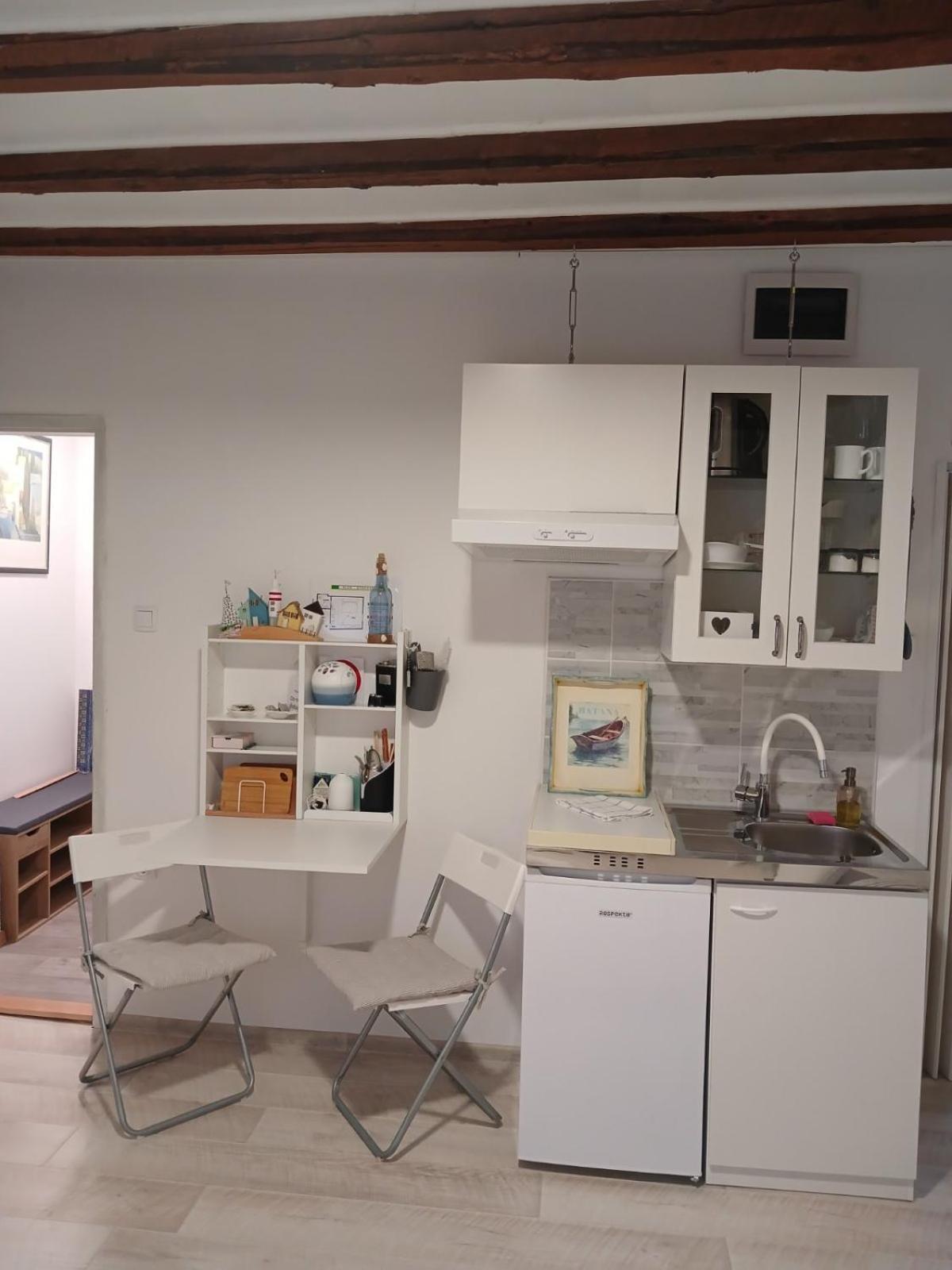 Studio Barka Ровінь Екстер'єр фото
